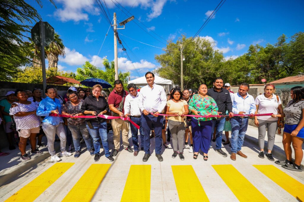 F 2 Inauguró Carlos Peña Ortiz pavimentación por más de 3