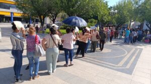 L 2 Llenan módulo y se agotan fichas del registro para pensión de mujeres