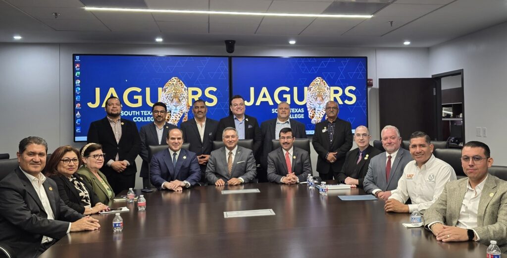 26 mar U 2 Reafirma rector de la UAT colaboración con South Texas College