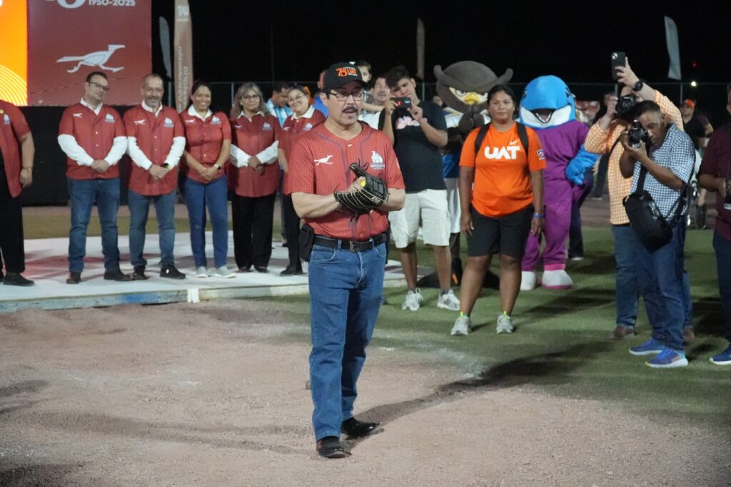 12 may D 1 Realiza la UAT con éxito el Campeonato Nacional de Softbol Femenil (1)