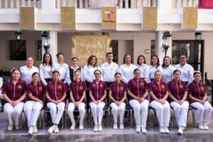 12 may U 1 Rector de la UAT reconoce labor humanista de enfermeras y enfermeros (1)