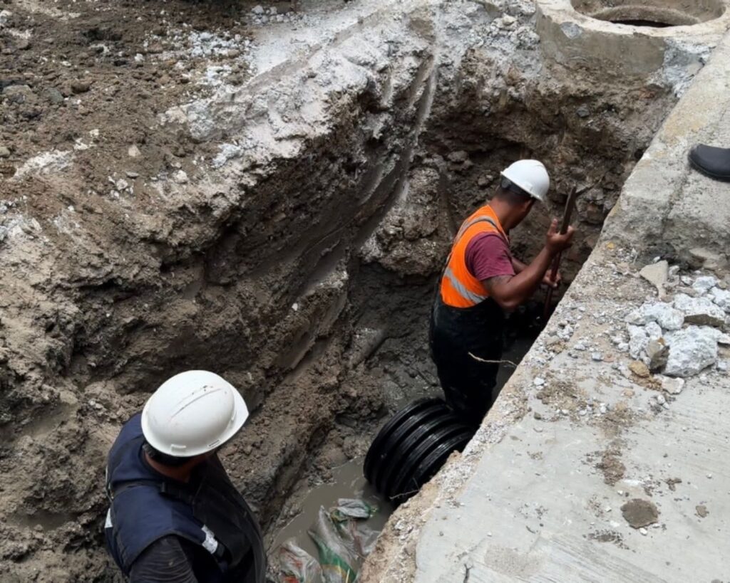 9 may Z 1 Importante avance de los trabajos de reconfiguración de un colector en la zona norte de Tampico