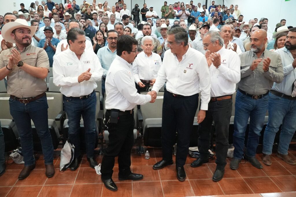 26 jul U 1 Se suma la UAT a esfuerzos para el control y prevención del gusano barrenador