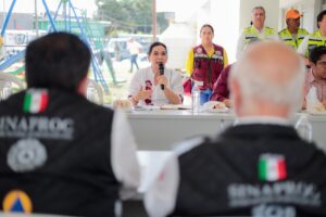 7 jul Z 3 Atiende Mónica Villarreal a pobladores afectados por desbordamiento de Río Tamesí