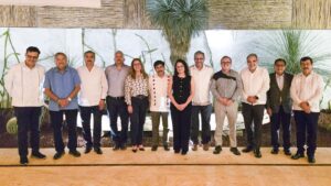 10 ago U 1 Participa rector de la UAT en reunión nacional con el jurista Hugo Aguilar (1)