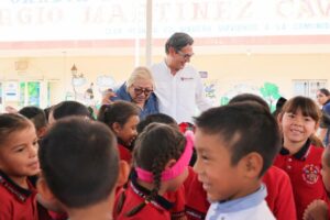12 ago Z 3 Llama Erasmo a escolares y padres de familia aprovechar Feria de Regreso a Clases