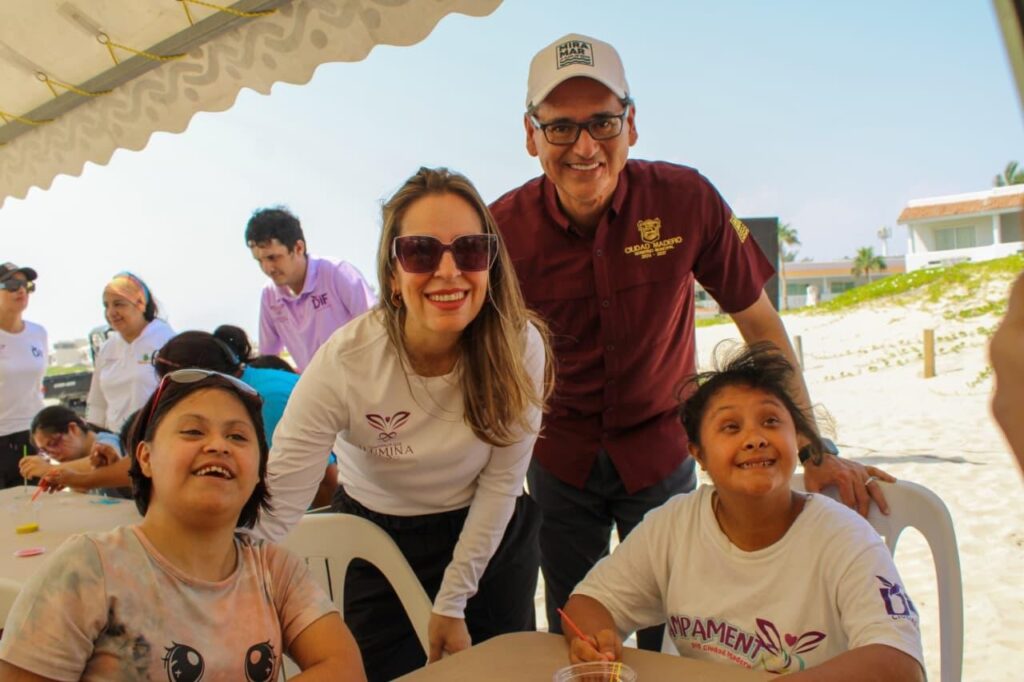 16 ago Z 1 Dunia y Erasmo refrendan compromiso con las niñas