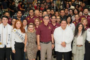 25 ago Z 2 Erasmo González reconoce a alumnos del ITCM como ejemplo de superación académica